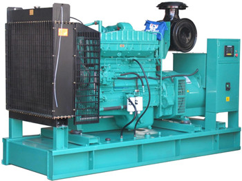康明斯柴油發(fā)電機(jī)組300KW