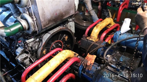 測(cè)量三菱S6R柴油發(fā)動(dòng)機(jī)氣缸頭下表面的變形