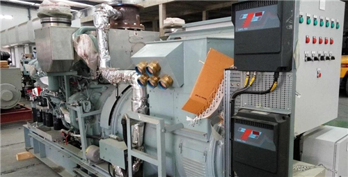 三菱S6R柴油發(fā)動機(jī)缸套、活塞、連桿的解體檢修