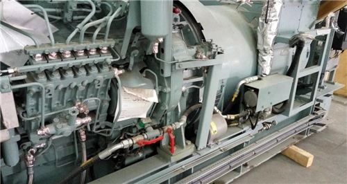 三菱S6R柴油發(fā)動機燃油噴油管、燃油溢流管的拆卸檢測