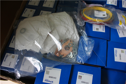 Perkins3008 3012柴油機(jī)CV17402曲軸油封