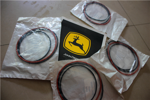 John Deere柴油機(jī)連桿與活塞銷(xiāo)/活塞環(huán)的裝配與標(biāo)準(zhǔn)值參數(shù)