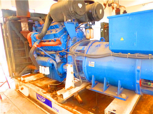 附近修進(jìn)口柴油發(fā)電機(jī)的聯(lián)系電話(huà)