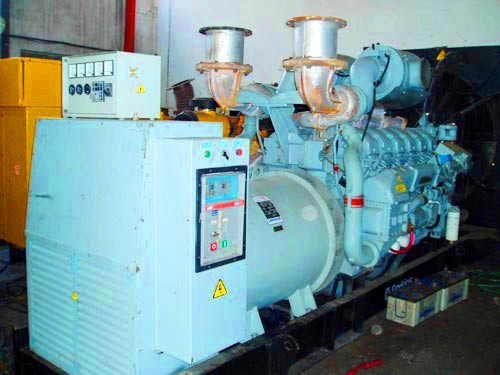 嵊泗縣發(fā)電機(jī)出租費(fèi)用、柴油機(jī)工作中滑油壓力急劇變化的原因是什么？