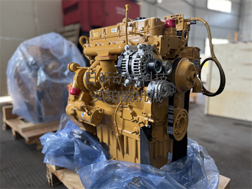 卡特3056e發(fā)動機排氣管冒白煙有幾種情況？