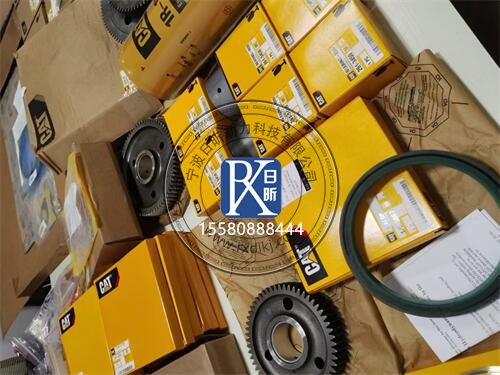 卡特彼勒CATM312挖掘機(jī)“心臟”探秘：3054柴油機(jī)與珀金斯1104C發(fā)動(dòng)機(jī)的全方位解析