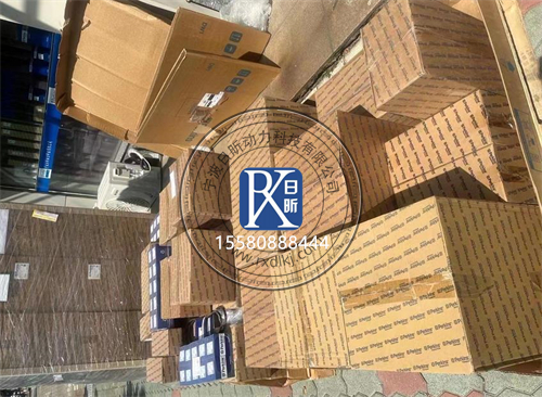 特雷克斯TLB820裝載機珀金斯發(fā)動機，這些保養(yǎng)維修干貨你必須知道！